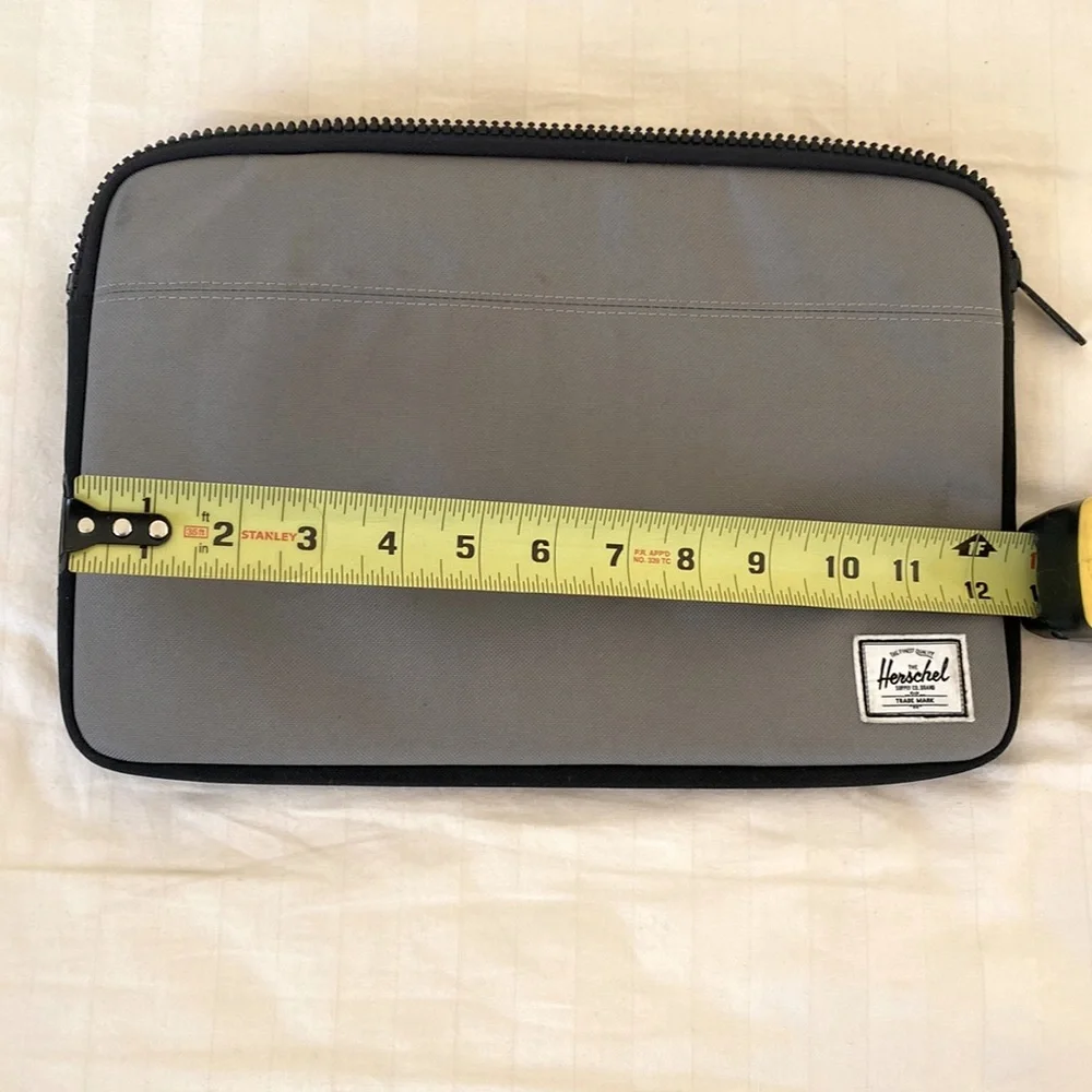 HERSCHEL Tablet sleeve 12.5” width 8.25” hgt. Light Gray Zippered